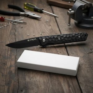 8.07" Pocket Knife (XTR-HKN132)