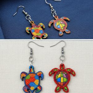 Wooden Geometric Sea Turtle Animal Dangle Earrings (WD-ST3-EAR)