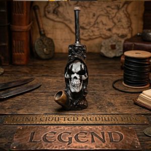 HAND CRAFTED MEDIUM PIPE - LEGEND (MD-0915)